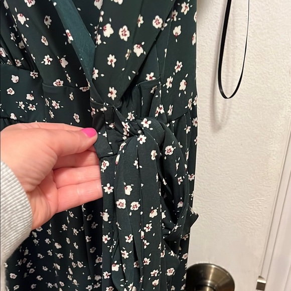 Green Floral Jumpsuit - Picture 7 of 9